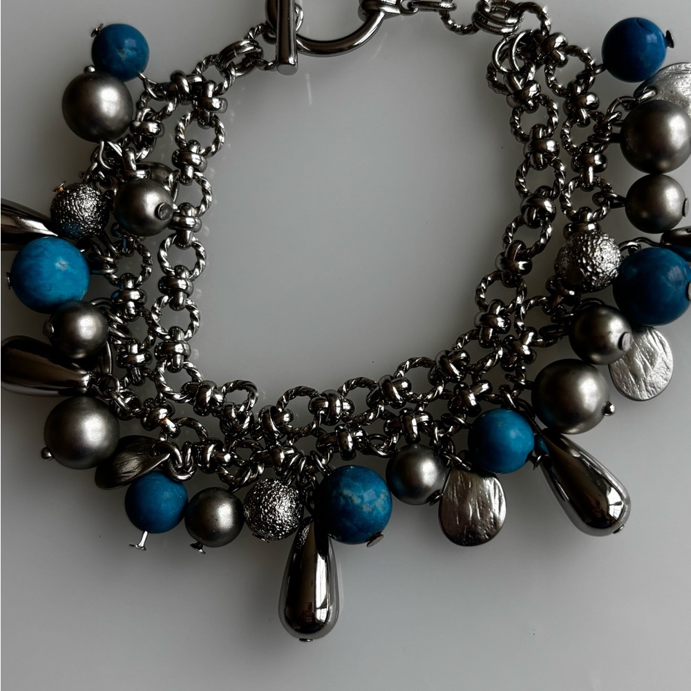 Shaker bracelet with blue beads & silver chains/ faux pearls/ toggle cla…